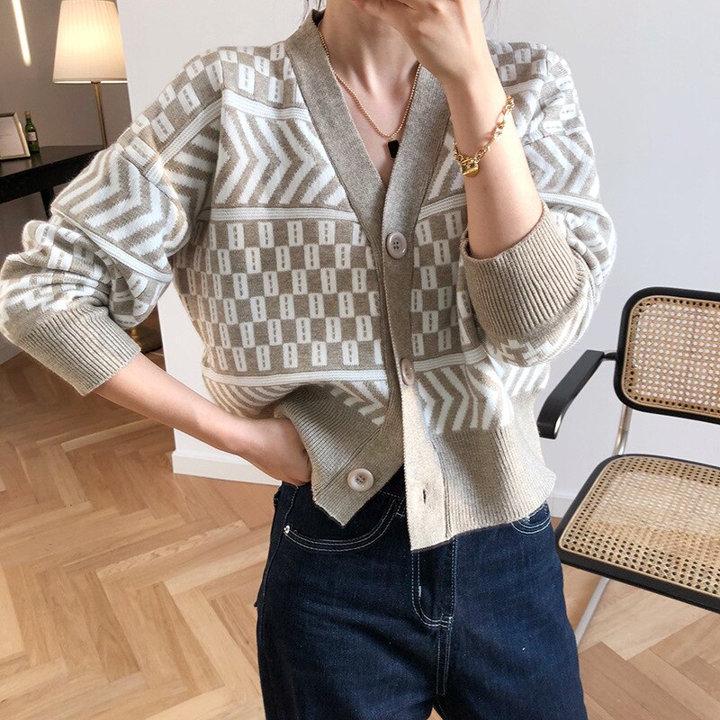 New Design Women Coat Sweater V-Neck Poncho Vintage Plaid Geometric Knit Cardigan Cropped Tops