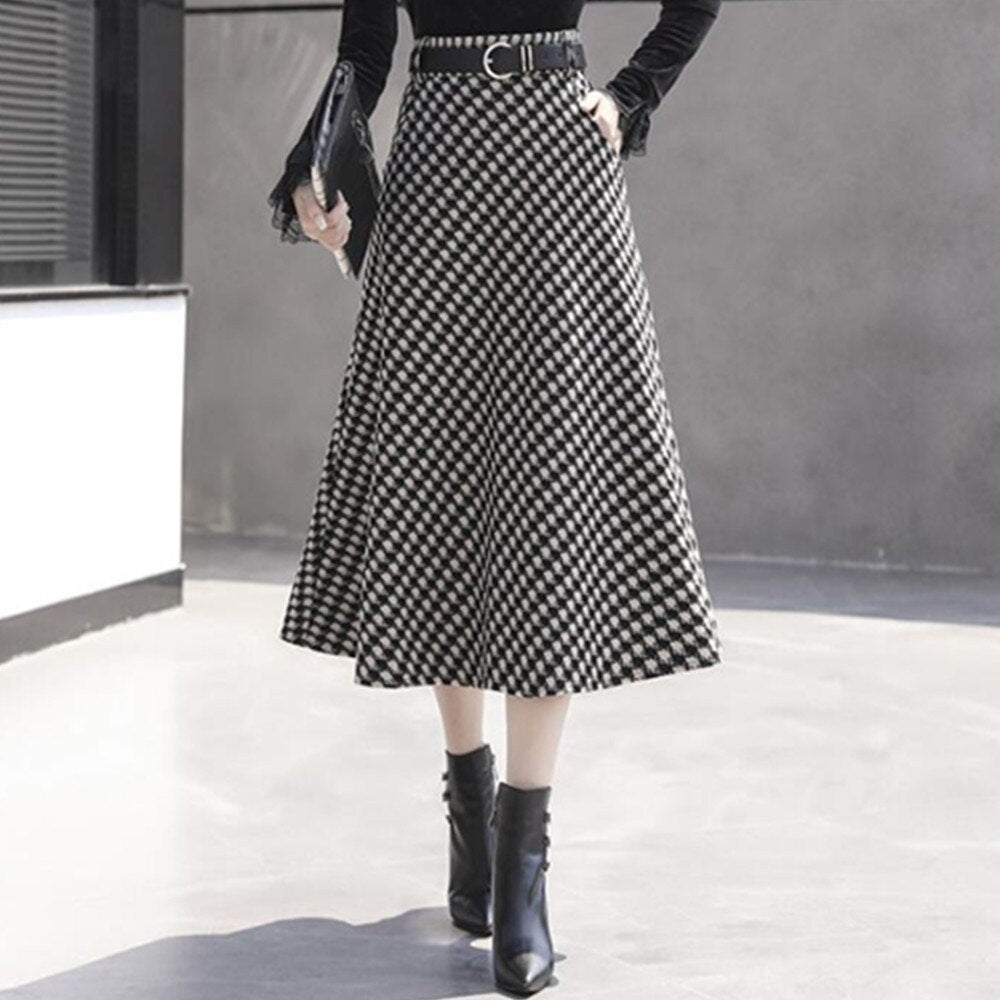 Vintage Women Long Woolen Retro Pleated Plaid Black A-line Skirts