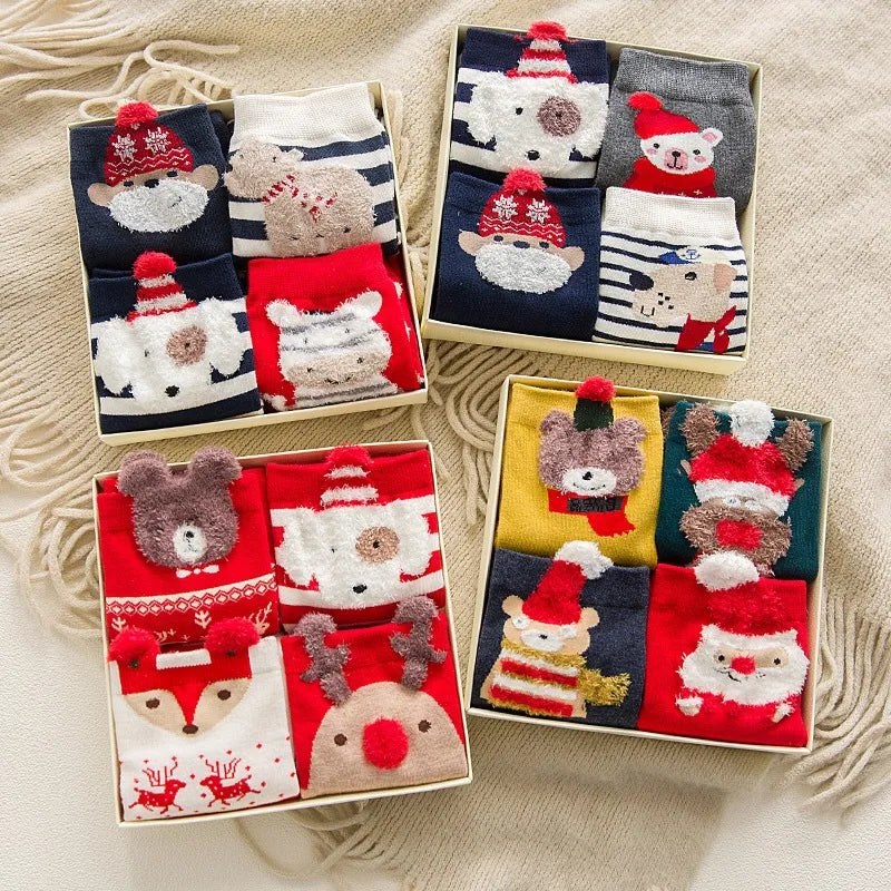 4Pairs/Set Christmas Women Girl Cute Soft Cotton Elk Striped Middle Tube Socks Lovely Cartoon Animals Warm Xmas Gifts